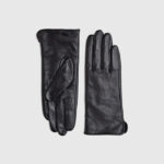 Leather gloves